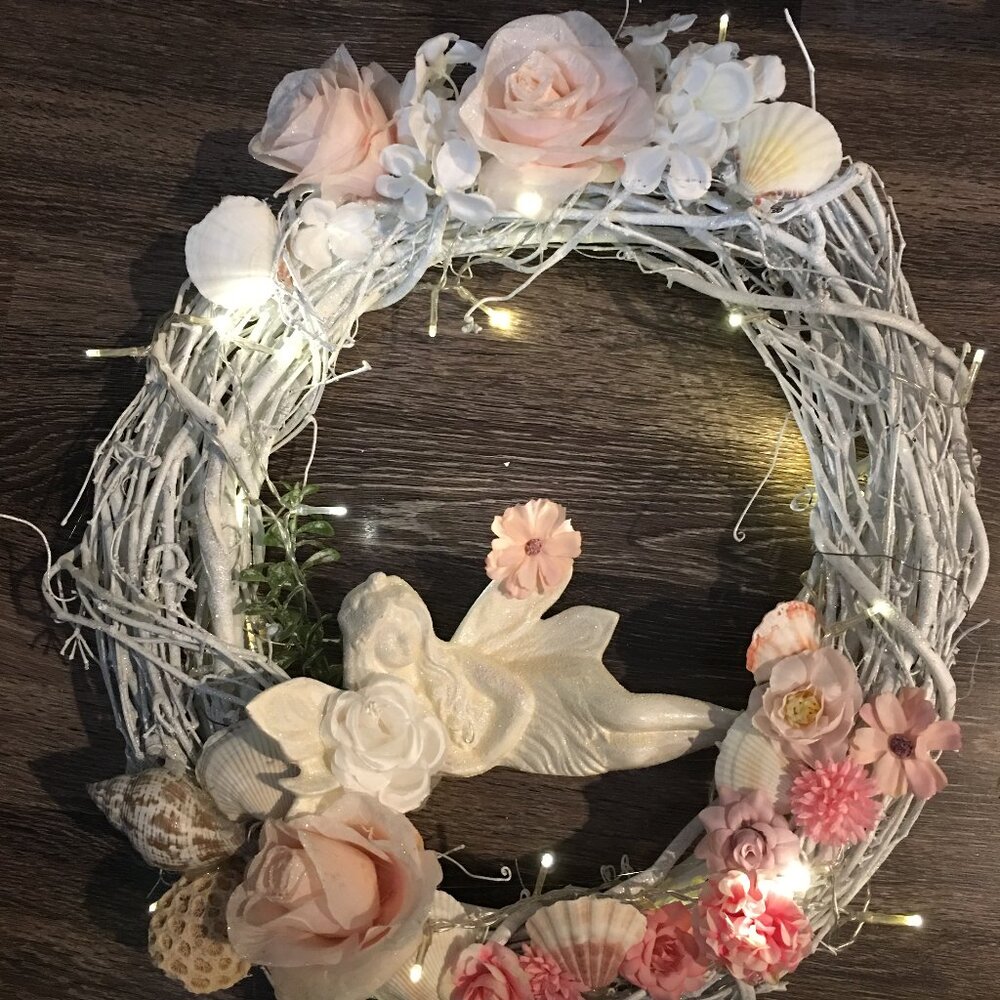 Angel Fairy & Sea Shell Lighted Indoor Wreath  - Peach & White